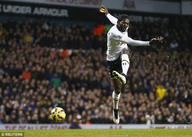 Adebayor en su época en el Tottenham. Foto: Reuters