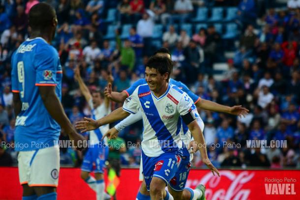 Alustiza festejando un gol ante Cruz Azul | Foto: Rodrigo Peña (VAVEL)