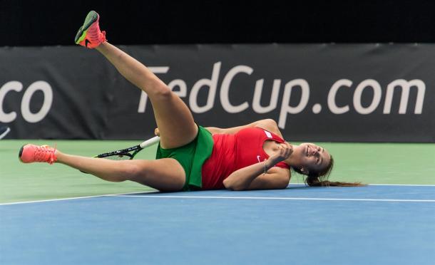 Sabalenka would be happy with her win today | Photo: Daniel Kopatsch/Fed Cup