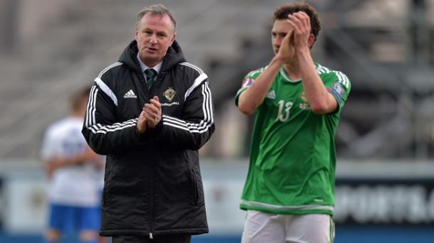 O'Neill está haciendo historia con Irlanda del Norte. // (Foto de es.uefa.com)