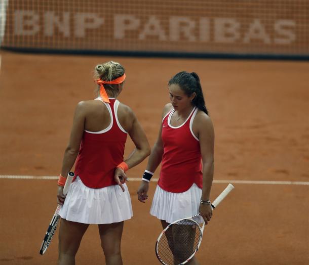 Elena Vesnina and Daria Kasatkina in doubles action on Sunday | Photo: Andrei Golovanov/Sergei Kivrin/Fed Cup