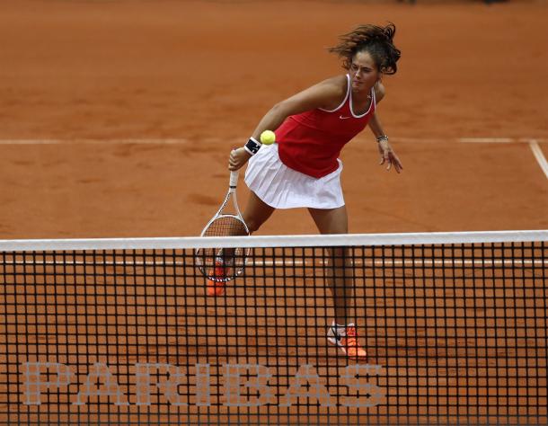 Daria Kasatkina hits a smash | Photo: Andrei Golovanov/Sergei Kivrin/Fed Cup