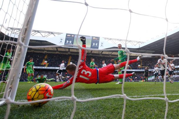 Pickford recibió cuatro goles ante el Tottenham. Foto: Premier League