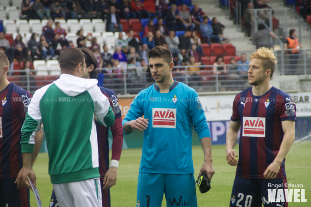Xabi Irureta en el último partido con el Eibar | Imagen: Angel Ezkurra - VAVEL