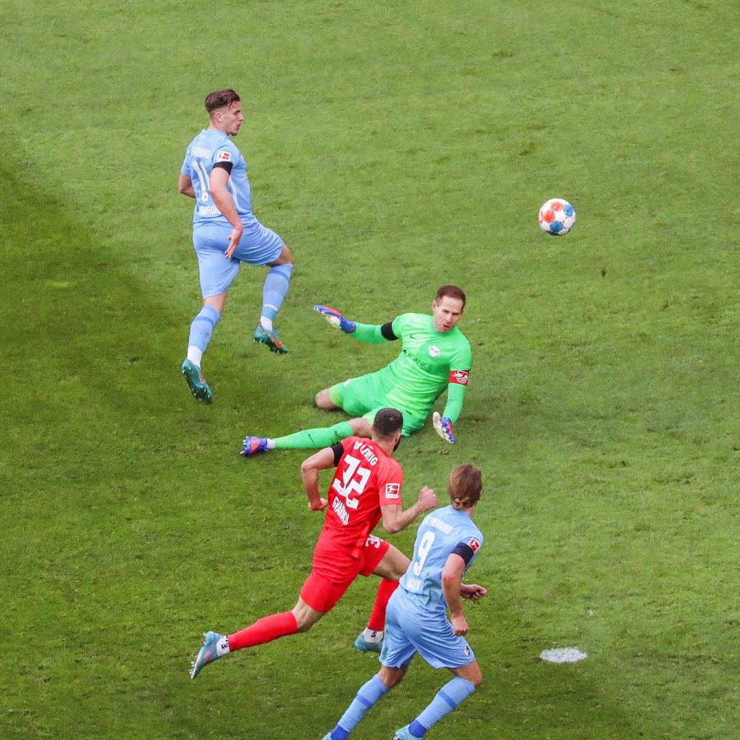 Demirovic marcó su tercer gol en la temporada / Foto: @scfreiburg