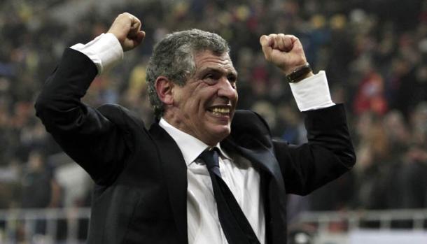 Tears of joy for Fernando Santos as he leads his home nation to it's first International trophy. | Source: zeenews 