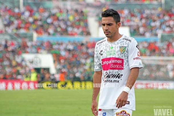 Alonso Escoboza en el partido ante Toluca | Foto: Damián Besares | VAVEL