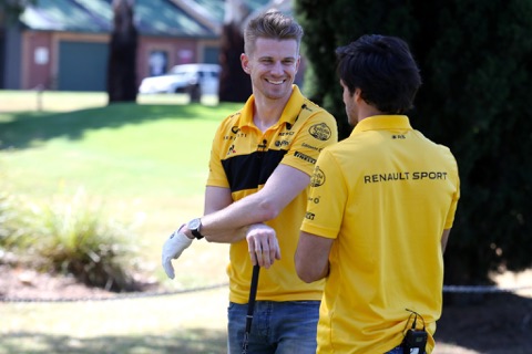 Hülkenberg en un acto publicitario previo al GP de Australia. Fuente: Renault