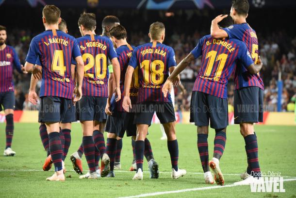 Los jugadores del Barcelona celebrando su gol | Foto: Noelia Déniz (Vavel)