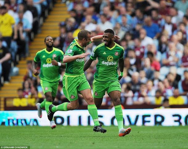 The partnership of Cattermole and M'Vila has helped Sunderland improve. (Photo: Graham Chadwick)