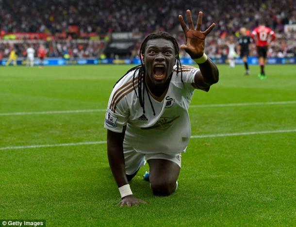 Gomis celebra el tanto de la victoria ante el United. Foto: Getty Images