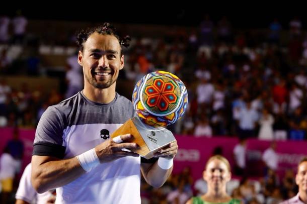 Fabio Fognini hoists the trophy in Los Cabos. Photo: Los Cabos Open