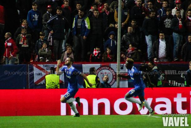 Bonucci celebra el gol en el Ramón Sánchez Pizjuán. / Foto: Juan Ignacio Lechuga (VAVEL).