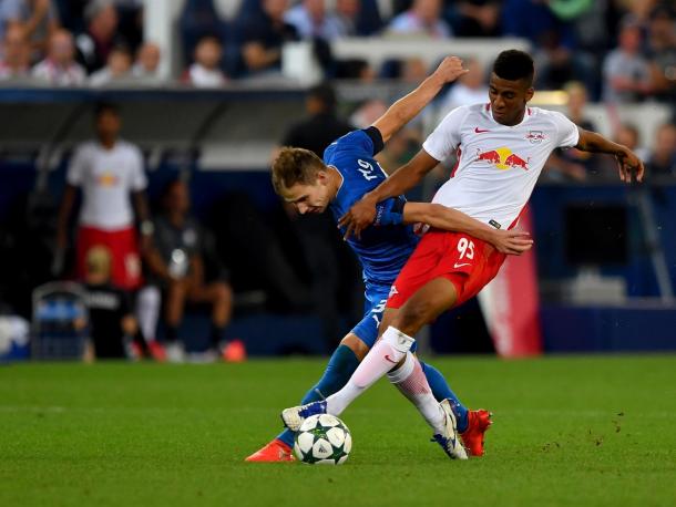 Bernardo in action against Dinamo Zagreb for Salzburg. | Photo: RB Leipzig