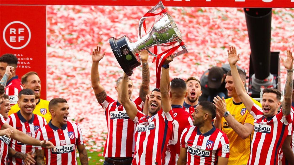 Suárez celebra el título de liga / Eurosport