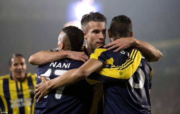 Fenerbahçe celebrate their 2-0 win in Turkey last week. | Photo: EPA