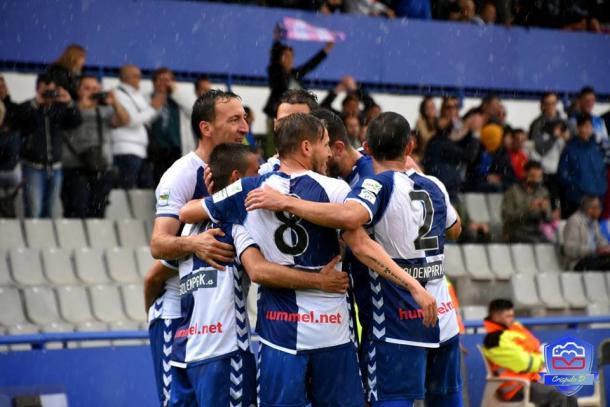 El Sabadell celebrando un gol | Foto: Crispulo Díaz - CE Sabadell