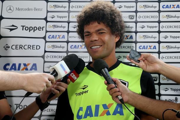 Camilo será poupado de amistoso em função de sua convocação para a Seleção Brasileira (Foto: Vitor Silva/SSPress/Botafogo)