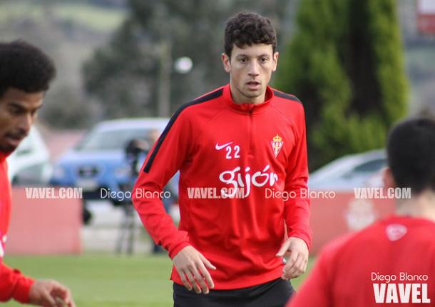Mikel Vesga durante una sesión de entrenamiento el pasado curso // Imagen: Diego Blanco - VAVEL