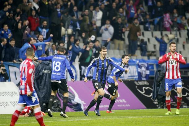Lucas Torró celebra el primer gol ante el Girona | Foto: Real Oviedo