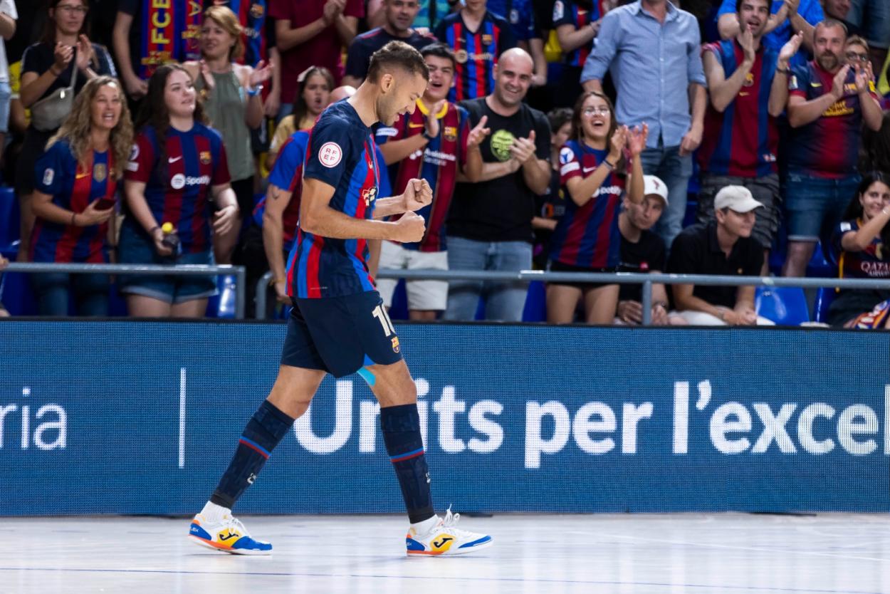 Atual campeão, Pito projeta estreia do Barcelona na Champions League de  Futsal