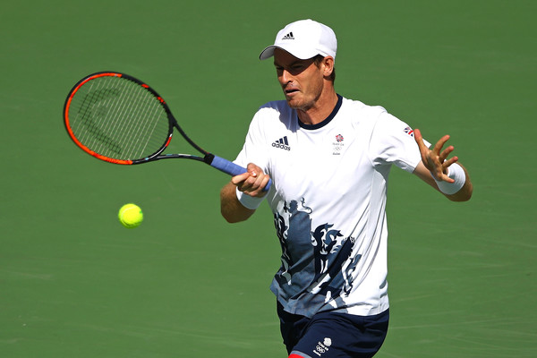 Andy Murray hits a forehand in Rio. Photo: Clive Brunskill/Getty Images 