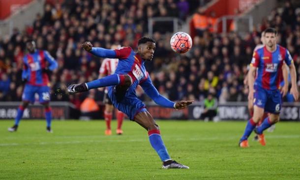 Zaha anotó uno de los goles de la victoria ante el Southampton en FA Cup. Foto: BBC