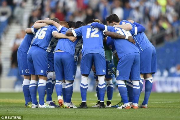 Los jugadores del Brighton se conjuraron para la remontada. Foto: Reuters
