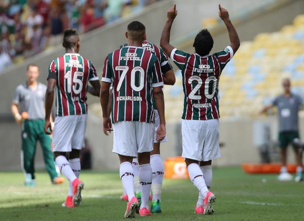 Sornoza marcou em belo chute no segundo tempo (Foto: Lucas Merçon / Fluminense)