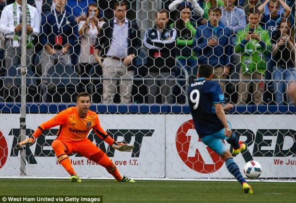 Above: Herculez Gomez slotting home his penalty in West Ham's 3-0 defeat to Seattle Sounders | Photo: West Ham United via Getty Images 