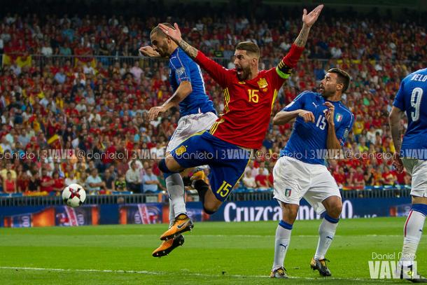 Sergio Ramos en el partido frente a Italia I Foto: Daniel Nieto (VAVEL)