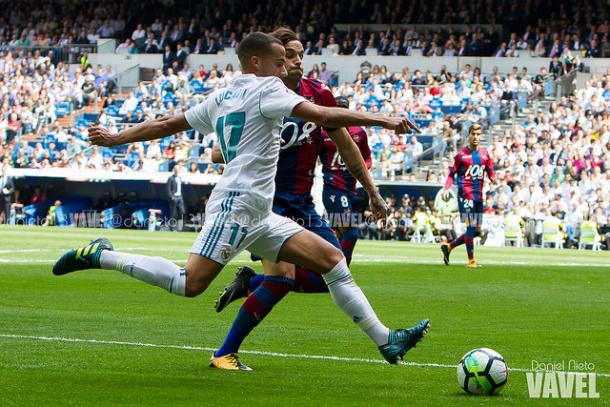 Lucas Vázquez en el partido contra el Levante donde los blancos empataron a uno I Foto: Daniel Nieto (VAVEL)