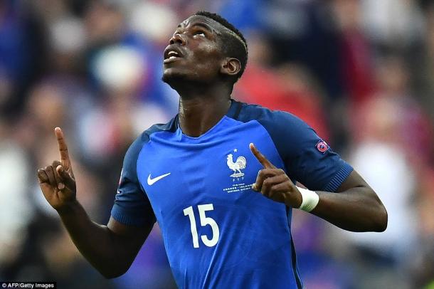 Above: Manchester United's newest addition Paul Pogba in action for France during Euro 2016 | Photo: AFP/Getty Images