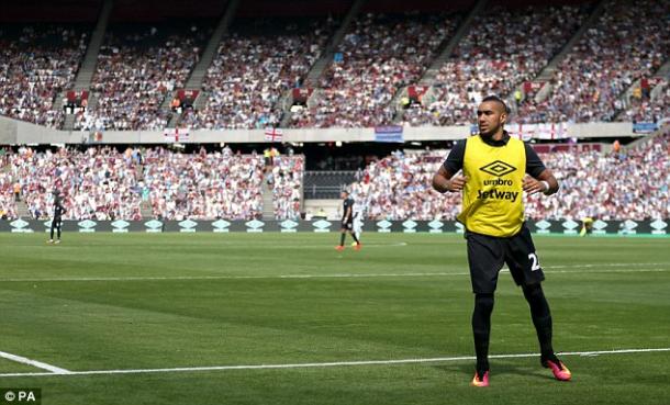 Above: Dimitri Payet warming up during West Ham's 3-2 defeat to Juventus | Photo: PA