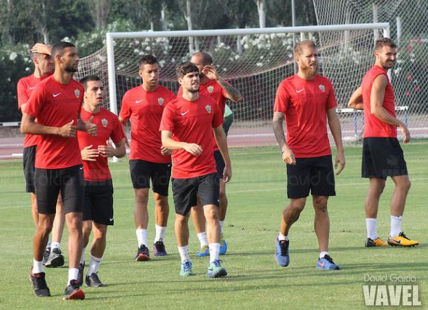 Varios jugadores rojiblancos en un entrenamiento de la pasada semana. (FOTO: David García - VAVEL)