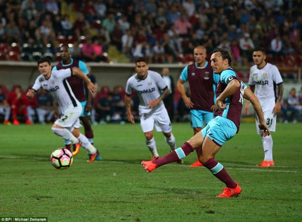 Above: Mark Noble converting his penalty in West Ham's 1-1 draw with Astra Giurgiu | Photo: BPI/Michael Zemanek