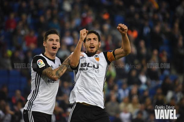 Parejo y Santi Mina celebrando un gol | Foto: Noelia Déniz (VAVEL)