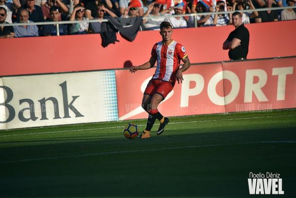 Pablo Maffeo en un partido con su equipo, el Girona I Foto: Noelia Déniz (VAVEL)