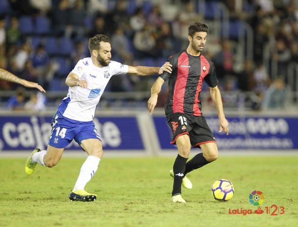 Juan Domínguez en el Tenerife-Reus de 2017/18 | Foto: LaLiga 1|2|3