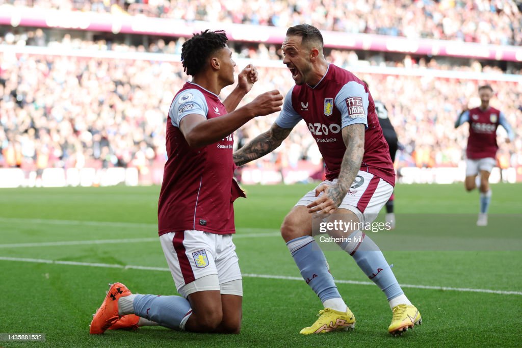 Ollie Watkins of Aston Villa celebrates with teammate Danny Ings after scoring their team's fourth goal during the Premier League match between Aston Villa and Brentford FC at Villa Park on October 23, 2022 in Birmingham, England. (Photo by Catherine Ivill/Getty Images)