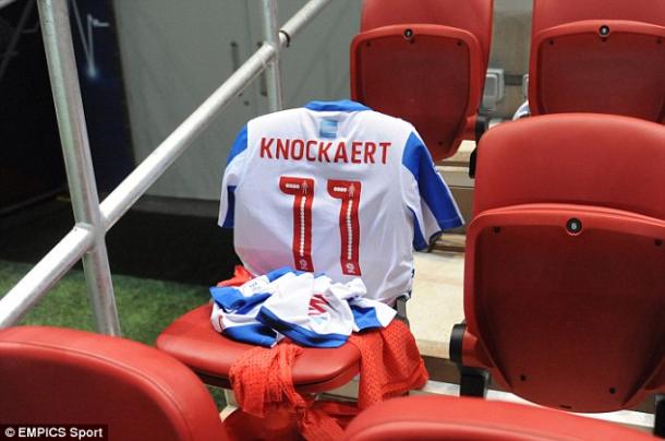 Knockaert se sentó en el banquillo de manera simbólica ante el Bristol City. Foto: EMPICS