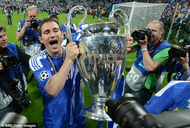 Lampard con el título de Champions League. Foto: Getty Images
