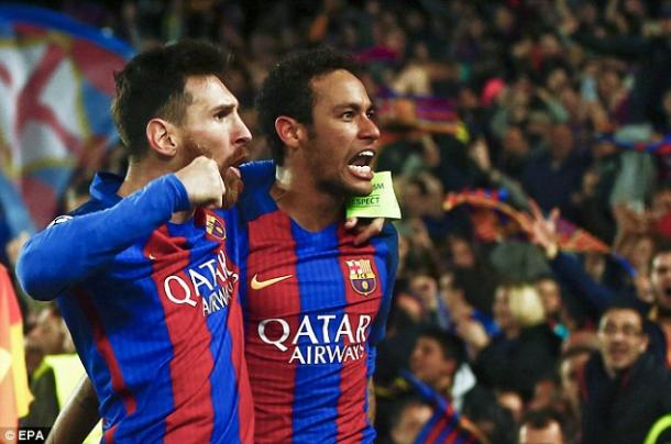 Messi e Neymar esultano dopo il gol del 6-1: che sia un passaggio di consegne? (Fonte foto: Sport.es)