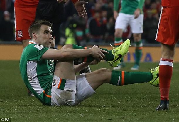 Seamus Coleman se lesionó en el minuto 69 |Foto: Daily Mail