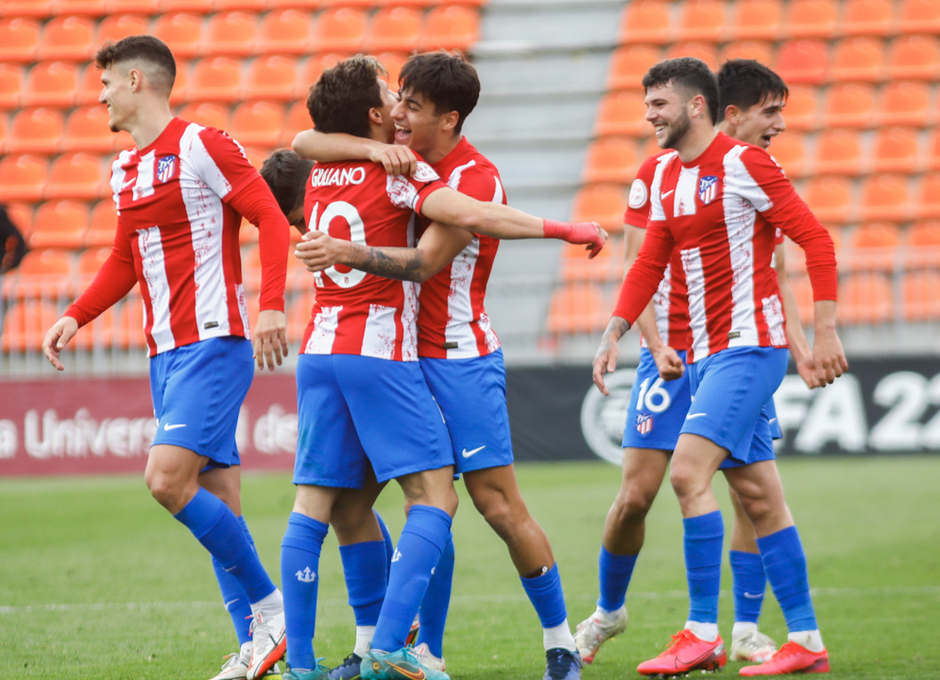 Giuliano y Carlos celebrando el gol de la victoria | Foto: Atlético de Madrid