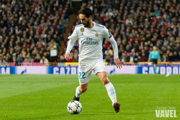 Isco con el balón en el partido contra la Juventus de vuelta I Foto: Daniel Nieto (VAVEL)