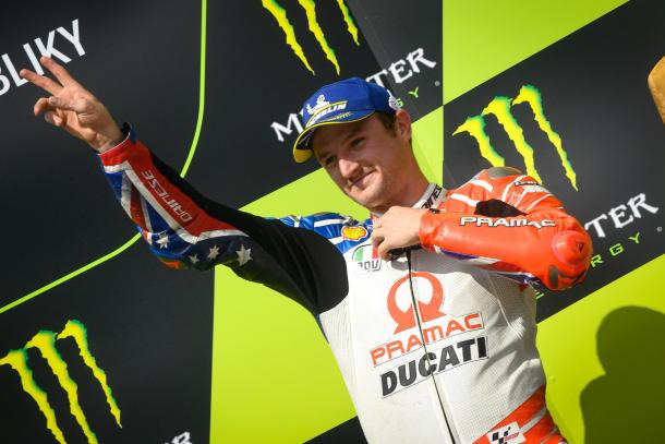 El australiano, en el podio de Brno. Imagen: MotoGP