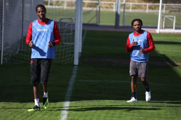 Abdoulaye Ba y Lass durante un entrenamiento | Fotografía: Ricardo Grande (VAVEL)