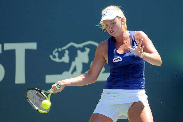 CoCo Vandeweghe hits a forehand at the Bank of the West Classic in Stanford/Getty Images