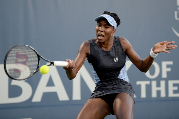 Venus Williams hits a forehand at the Bank of the West Classic in Stanford/Getty Images